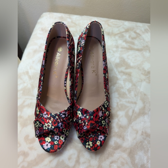 Allegra K Floral Wedge Peep Toe Shoes Size 9 1/2 - Picture 8 of 8